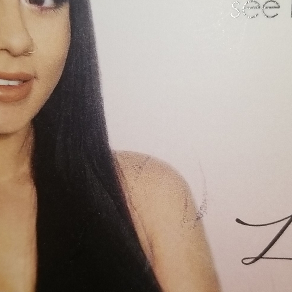 Les Do Makeup Post Card - Picture 2 of 8